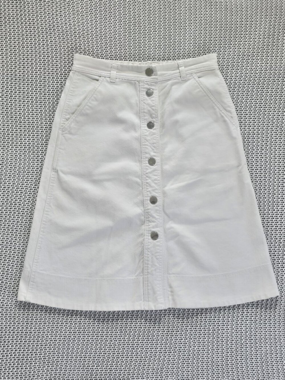 Massimo Dutti White A-Line Skirt with Button Front